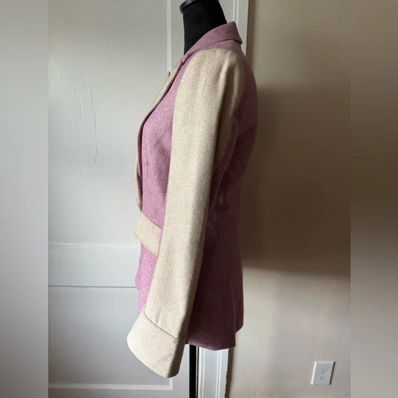 Cinq à Sept Lilac and Cream Blazer - Picture 2 of 13